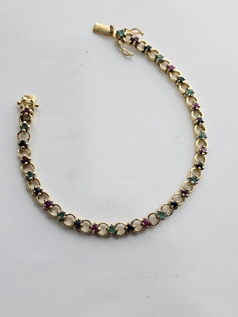 N/A elegant gold